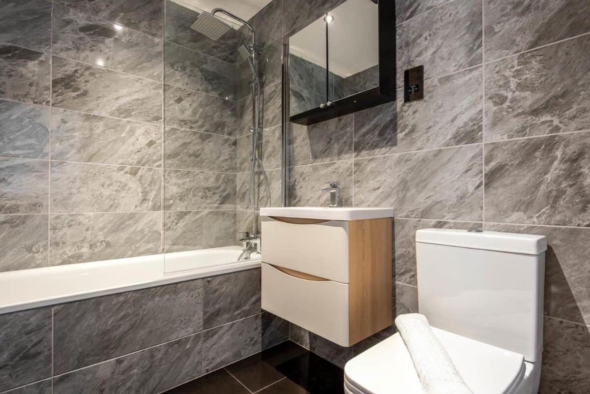 Characterful 2 Bed Apartment With Parking In Hull Kingston upon Hull Exterior photo